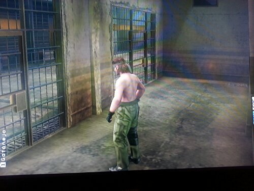 Esto me recordo MG Solid pero sin el ketchup